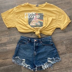 High-rise cut off denim shorts